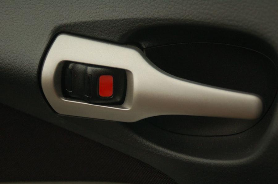  Toyota Corolla XRS 2009 года  (фото 16 из 32)